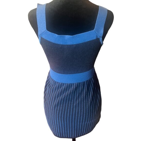 Nanette Lepore XS Blue Striped Knit Top‎ With Waist Tie - Picture 6 of 6